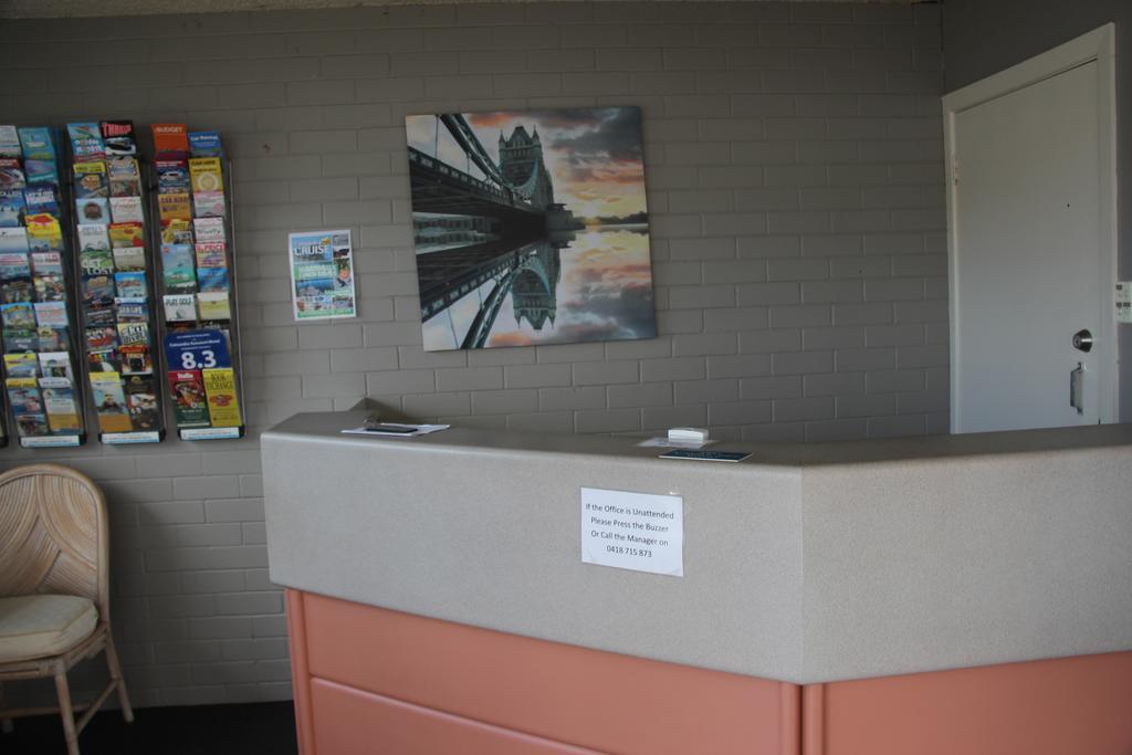 Caloundra Suncourt Motel מראה חיצוני תמונה