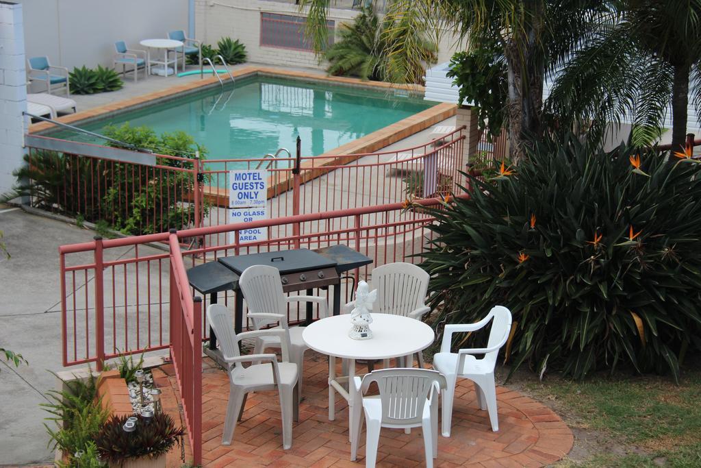 Caloundra Suncourt Motel מראה חיצוני תמונה