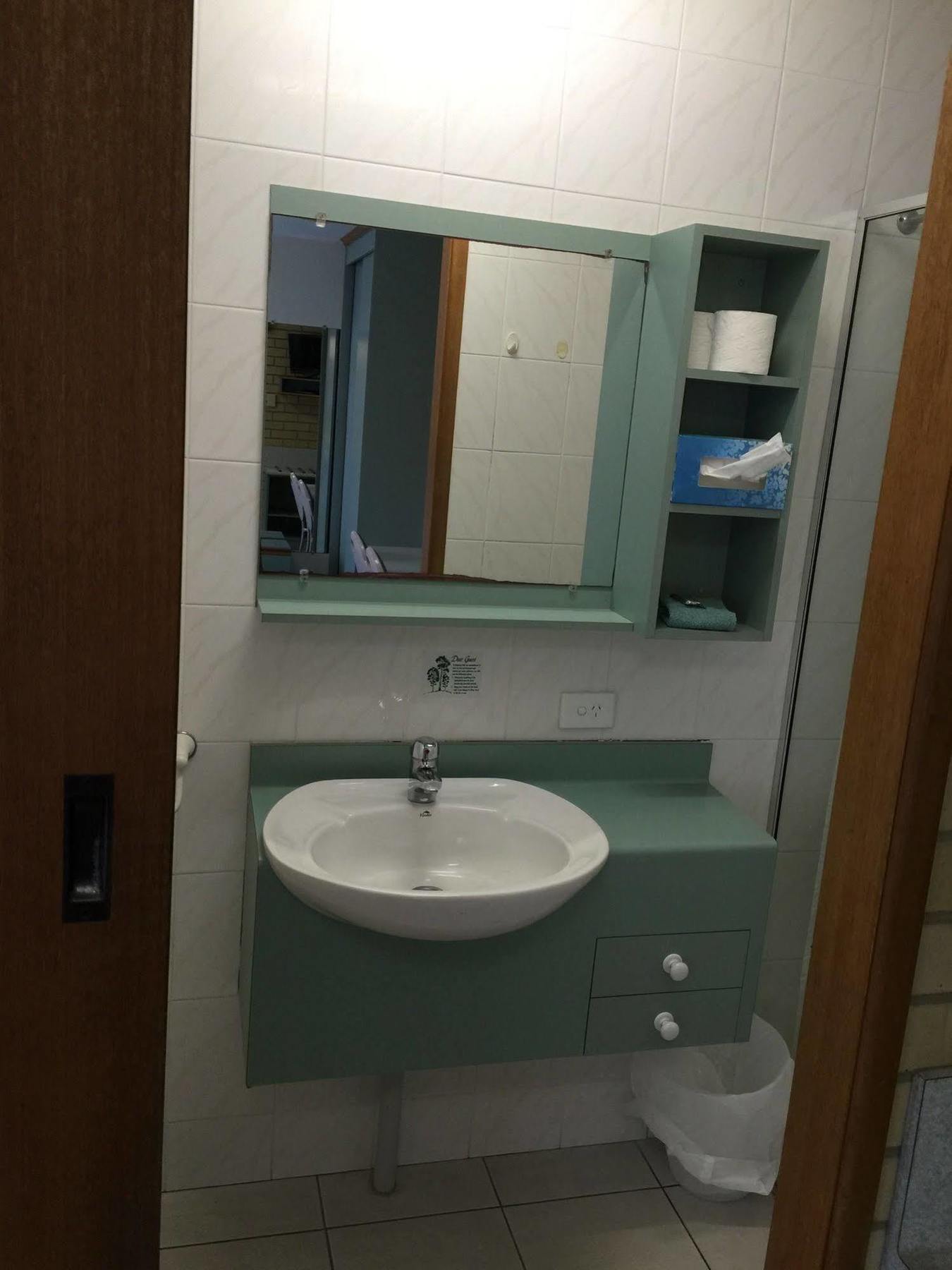 Caloundra Suncourt Motel מראה חיצוני תמונה