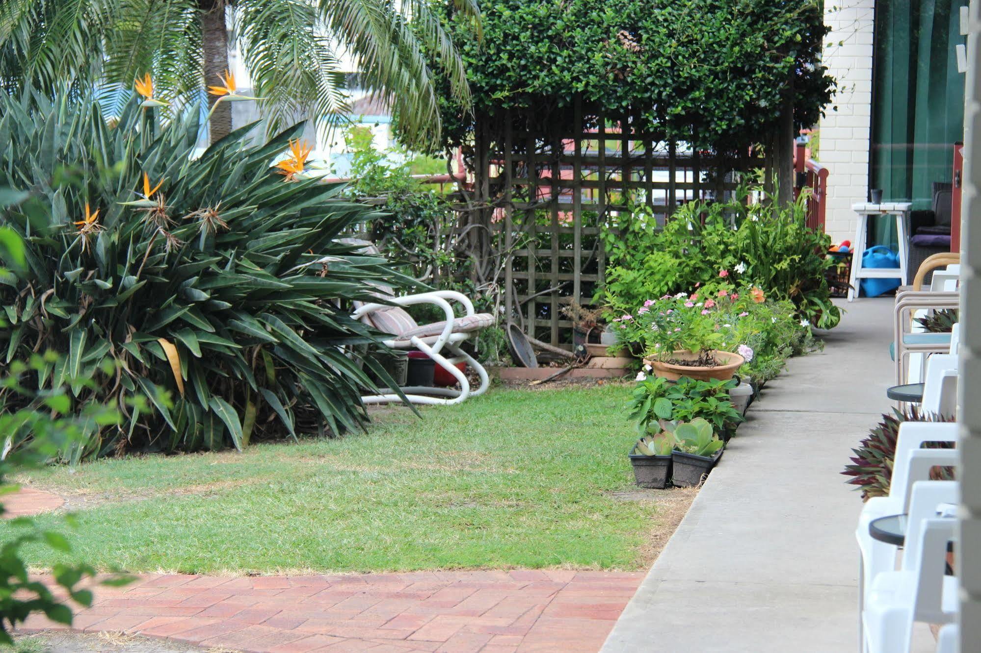 Caloundra Suncourt Motel מראה חיצוני תמונה